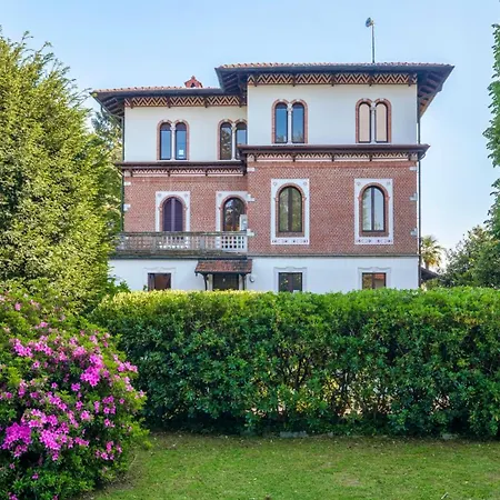 Villa Evelina 10, Emma *